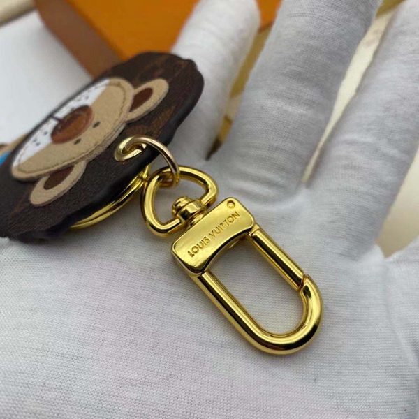 ブランドキーホルダー着用イメージ